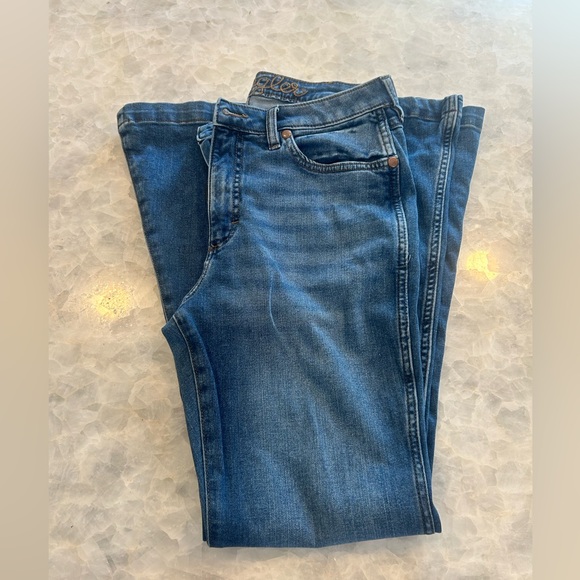 Wrangler Jeans - Picture 2 of 5